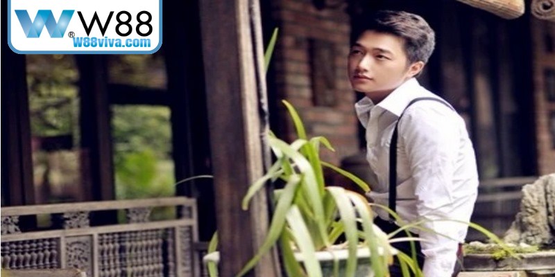 CEO Anh Tú – Chuyên Gia Đánh Giá Uy Tín Hàng Đầu Tại W88 6 Anh còn tham gia định hướng chiến lược phát triển nội dung tại W88